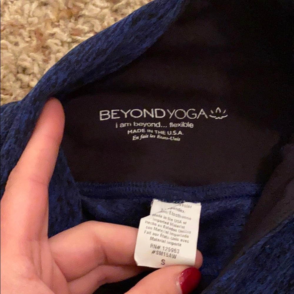 Beyond Yoga Pants - Picture 3 of 3